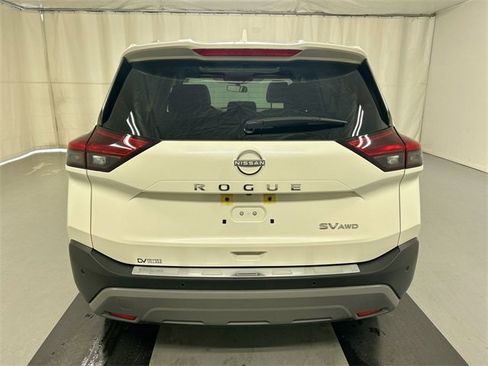 Certified 2023 Nissan Rogue SV w/ SV Premium Package image 21