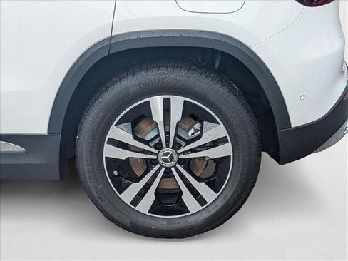 New 2025 Mercedes-Benz GLA 250 image 15