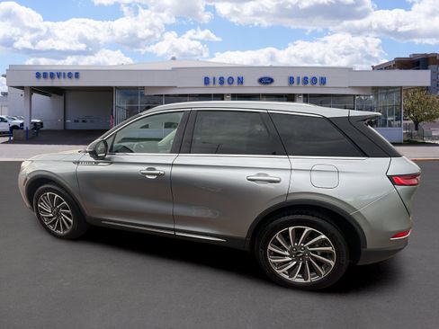 Used 2024 Lincoln Corsair Reserve w/ Equipment Group 201A image 6