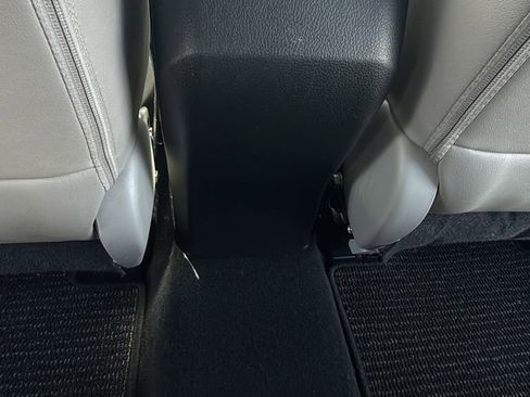 Used 2015 Subaru Forester 2.5i Limited w/ Popular Package #2 AWD/4WD image 36