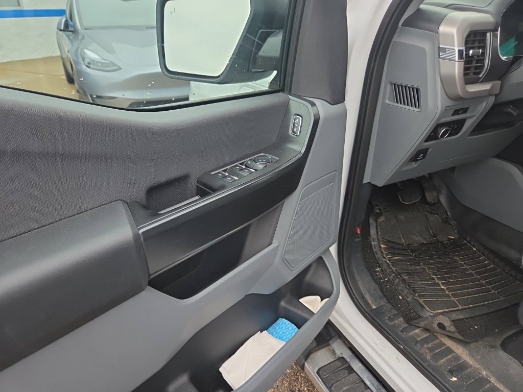 Used 2023 Ford F150 Lightning Pro AWD/4WD image 13