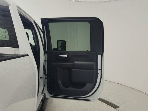 Used 2017 Chevrolet Express 3500 Extended RWD image 17