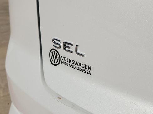New 2026 Volkswagen Atlas Cross Sport SEL Premium R-Line AWD/4WD image 10