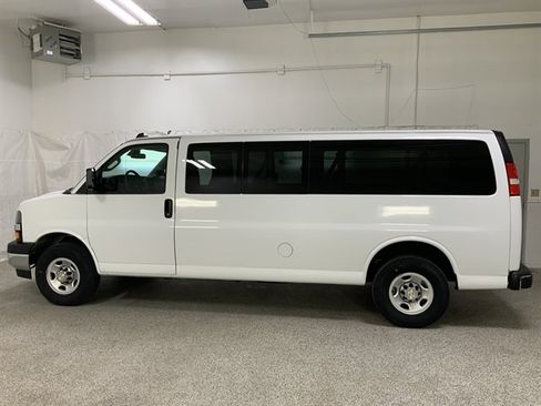 Used 2024 Chevrolet Express 3500 LT w/ LT Preferred Equipment Group image 3