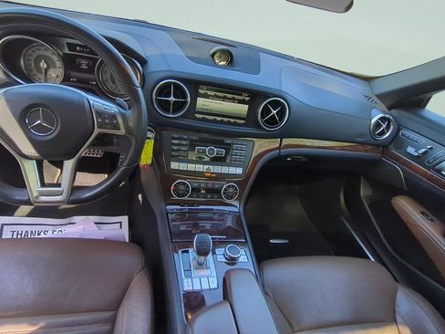 Used 2015 Mercedes-Benz SL 550 image 13