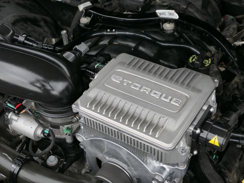 Used 2023 RAM 1500 Limited image 27