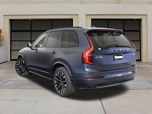 New 2026 Volvo XC90 T8 Ultra w/ Protection Package AWD/4WD image 3
