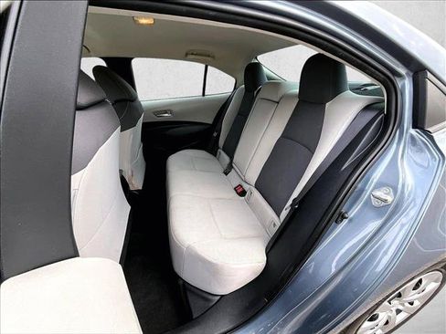 Used 2020 Toyota Corolla LE FWD image 25