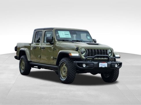 New 2026 Jeep Gladiator Sport image 3