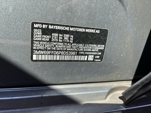 Used 2023 BMW 330i Sedan w/ M Sport Package RWD image 36