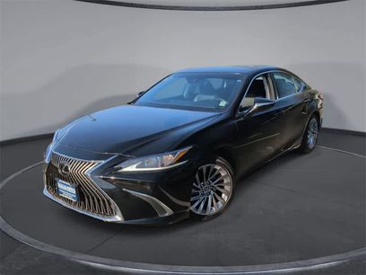Used 2019 Lexus ES 350 w/ Luxury Package