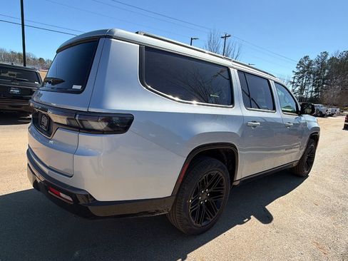 New 2026 Jeep Grand Wagoneer L Limited image 8