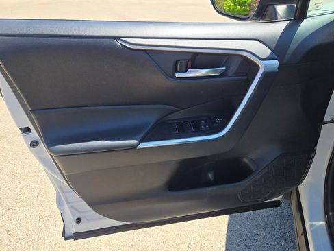 Used 2024 Toyota RAV4 XLE FWD image 19
