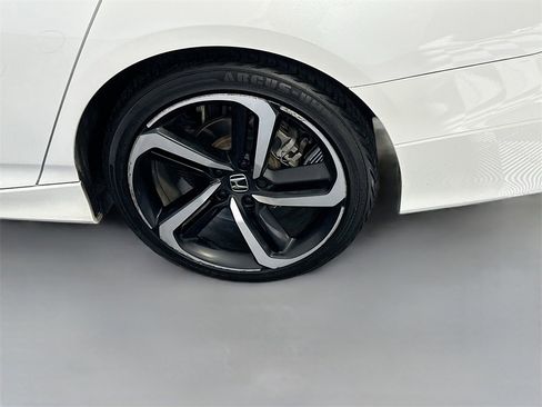 Used 2021 Honda Accord Sport image 30