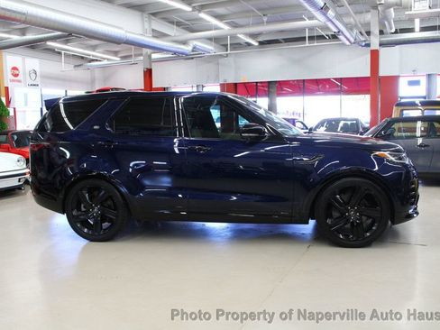 Used 2022 Land Rover Discovery HSE R-Dynamic AWD/4WD image 7