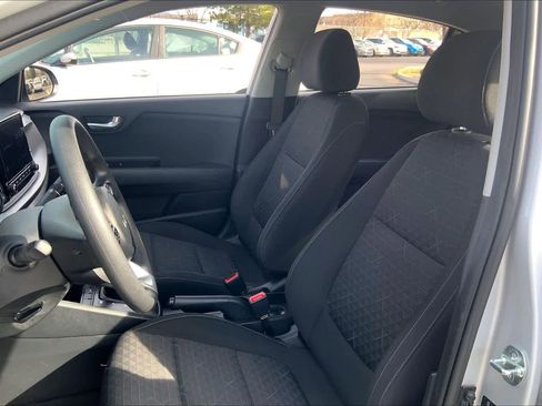 Used 2023 Kia Rio LX image 9