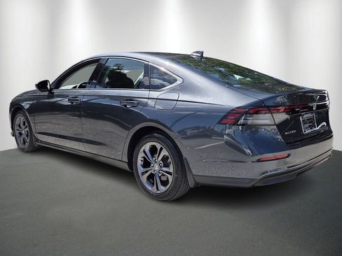 Certified 2023 Honda Accord EX image 5