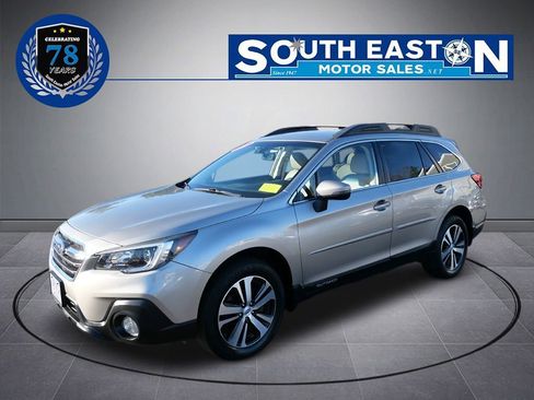 Used 2019 Subaru Outback 2.5i Limited image 1