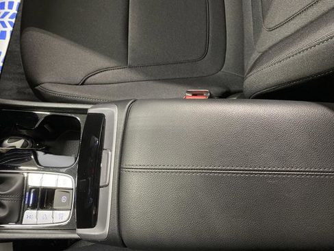 Certified 2025 Hyundai Tucson SE image 18