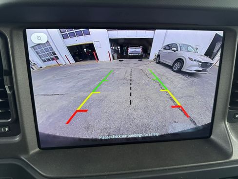 Used 2025 Ford Bronco Badlands w/ Sasquatch Package AWD/4WD image 16