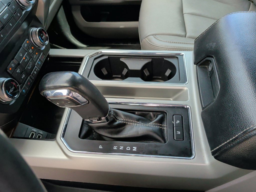 Used 2019 Ford F150 Lariat w/ Equipment Group 502A Luxury AWD/4WD image 37