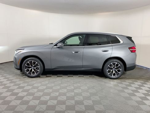 Used 2026 BMW X3 xDrive30 image 2