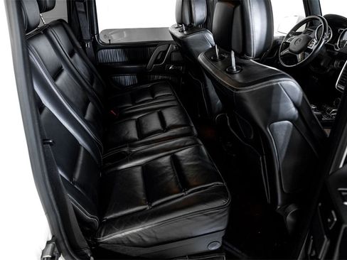 Used 2014 Mercedes-Benz G 63 AMG 4MATIC image 38