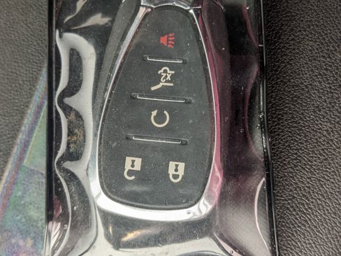 Used 2021 Chevrolet Equinox LT image 37