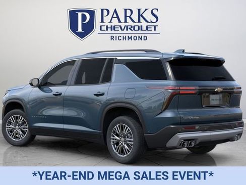 New 2026 Chevrolet Traverse LT w/ Driver Confidence Package image 3