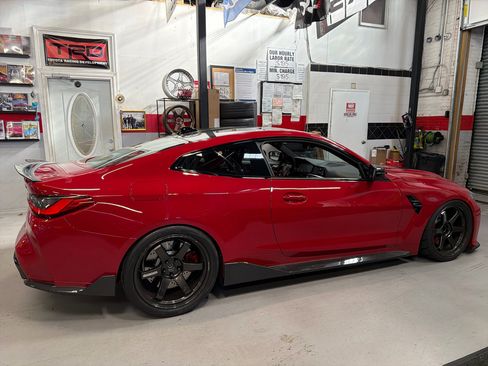 Used 2021 BMW M4 Coupe image 4