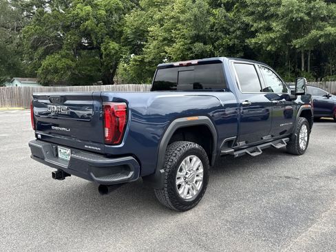 Used 2021 GMC Sierra 3500 Denali w/ Denali Ultimate Package AWD/4WD image 5