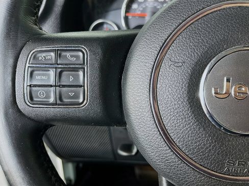 Used 2017 Jeep Wrangler Unlimited Sahara w/ Dual Top Group AWD/4WD image 14