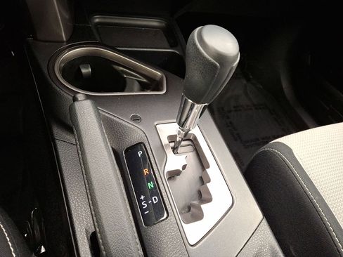 Used 2018 Toyota RAV4 XLE image 12