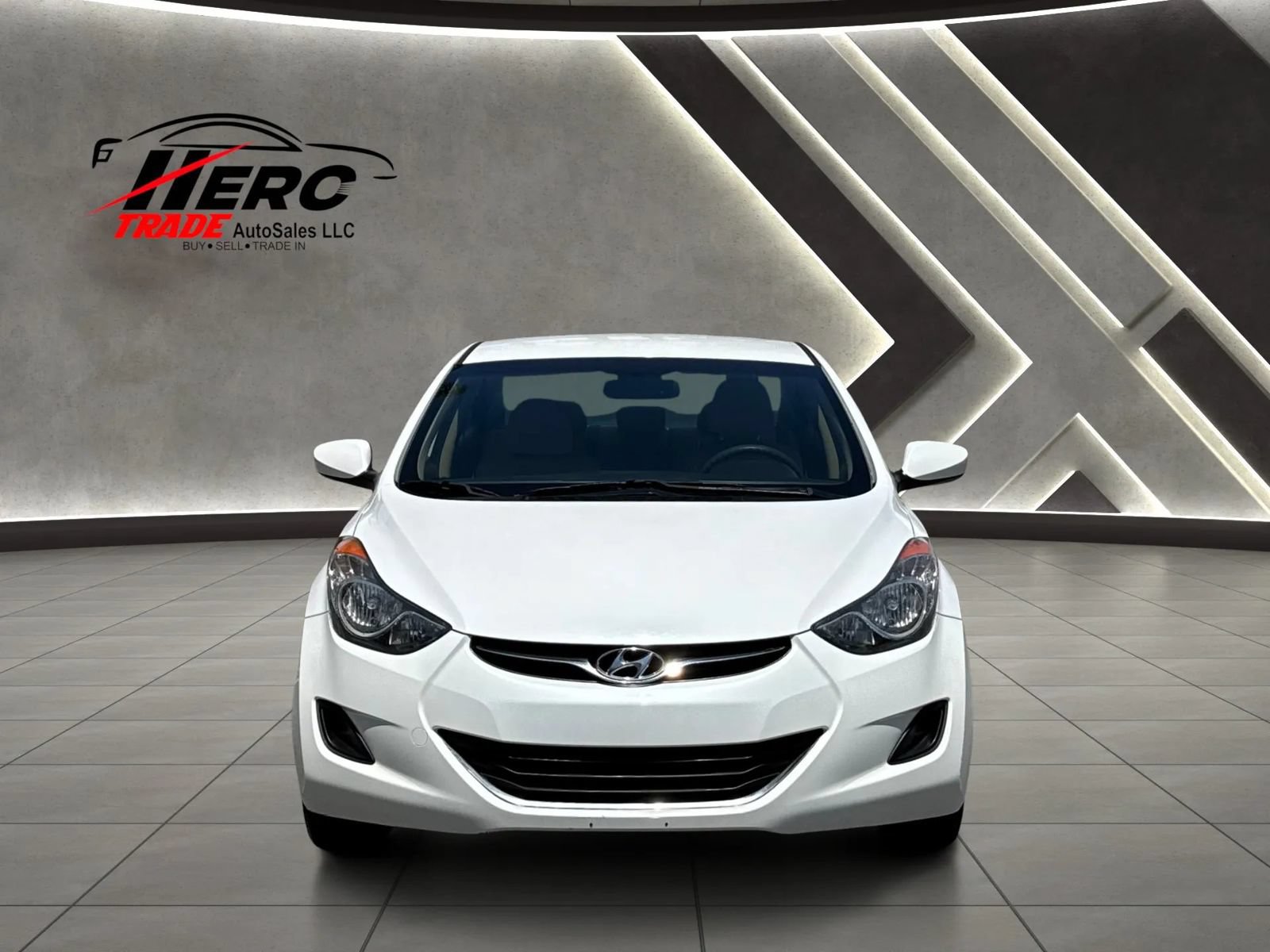Used 2013 Hyundai Elantra GLS FWD image 9