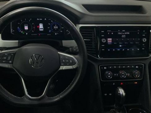 Used 2022 Volkswagen Atlas Cross Sport SE AWD/4WD image 10