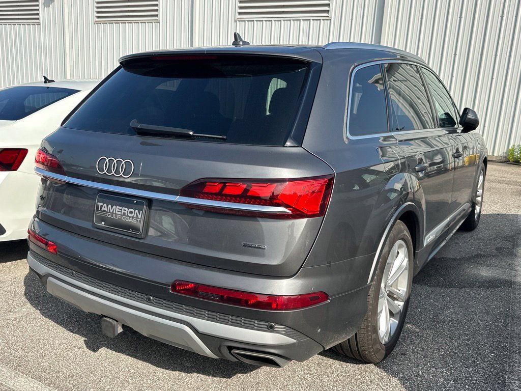 Used 2026 Audi Q7 3.0T Prestige w/ Prestige Package AWD/4WD image 7