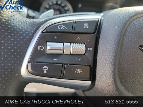 Used 2025 Genesis G70 2.5T AWD/4WD image 16
