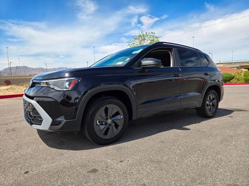 Certified 2025 Volkswagen Taos S FWD image 3