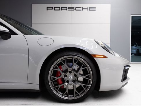 Certified 2022 Porsche 911 Carrera S RWD image 11