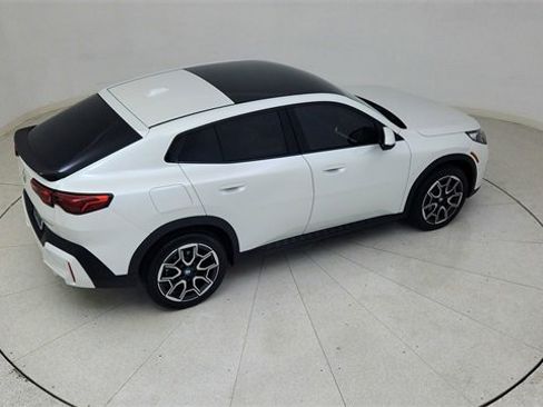 Used 2025 BMW X2 xDrive28i image 81