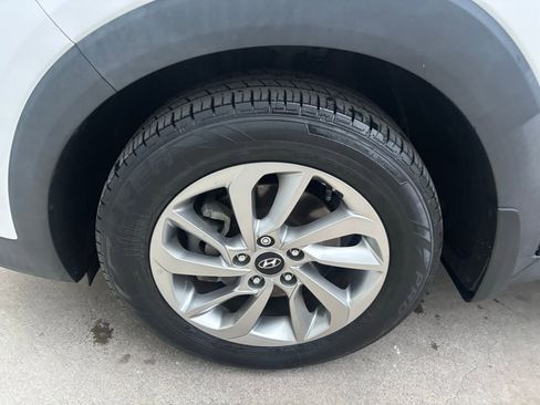 Used 2016 Hyundai Tucson SE w/ Option Group 02 image 12