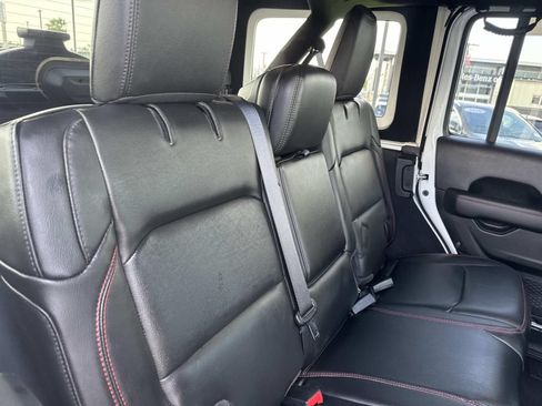 Used 2020 Jeep Wrangler Unlimited Rubicon AWD/4WD image 9