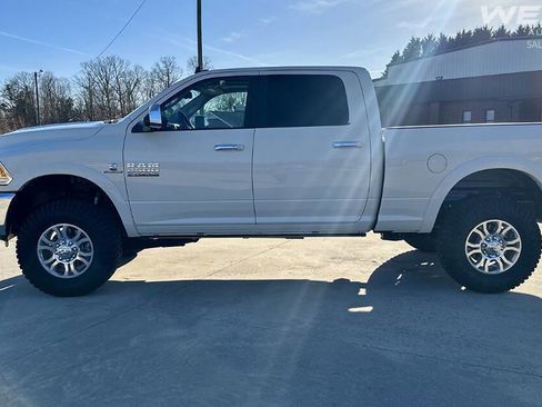 Used 2018 RAM 2500 Laramie image 8