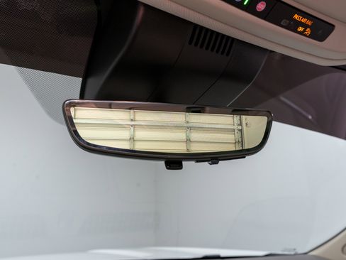 Used 2023 GMC Yukon XL Denali w/ Denali Reserve Package image 18