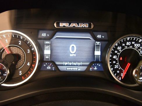 Used 2024 RAM 2500 Laramie image 21