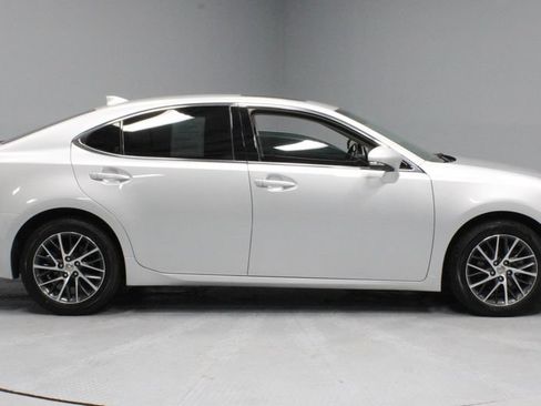 Used 2017 Lexus ES 350 FWD image 12