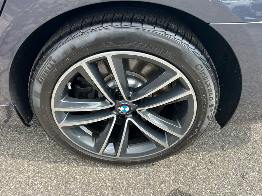 Used 2020 BMW 750i xDrive AWD/4WD image 13