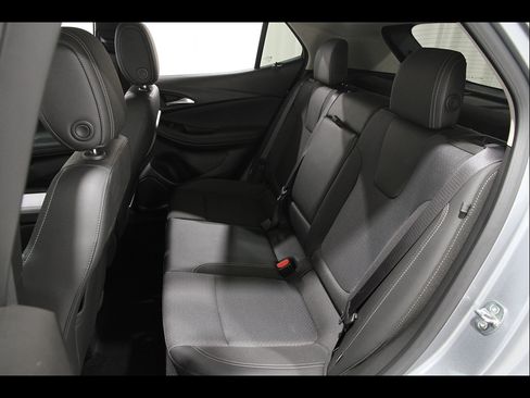 Used 2023 Buick Encore GX Select FWD image 18