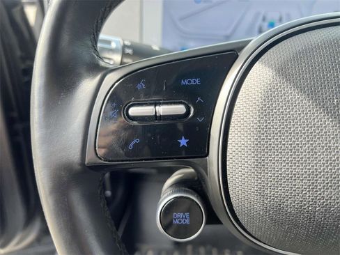 Used 2022 Hyundai Ioniq 5 Limited w/ Cargo Package image 22