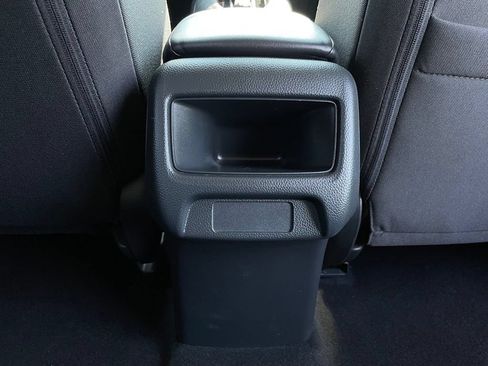 Used 2026 Honda HR-V LX image 37